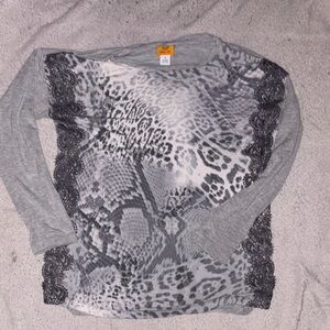 Simply Styled Gray Animal Print Long Sleeve Top